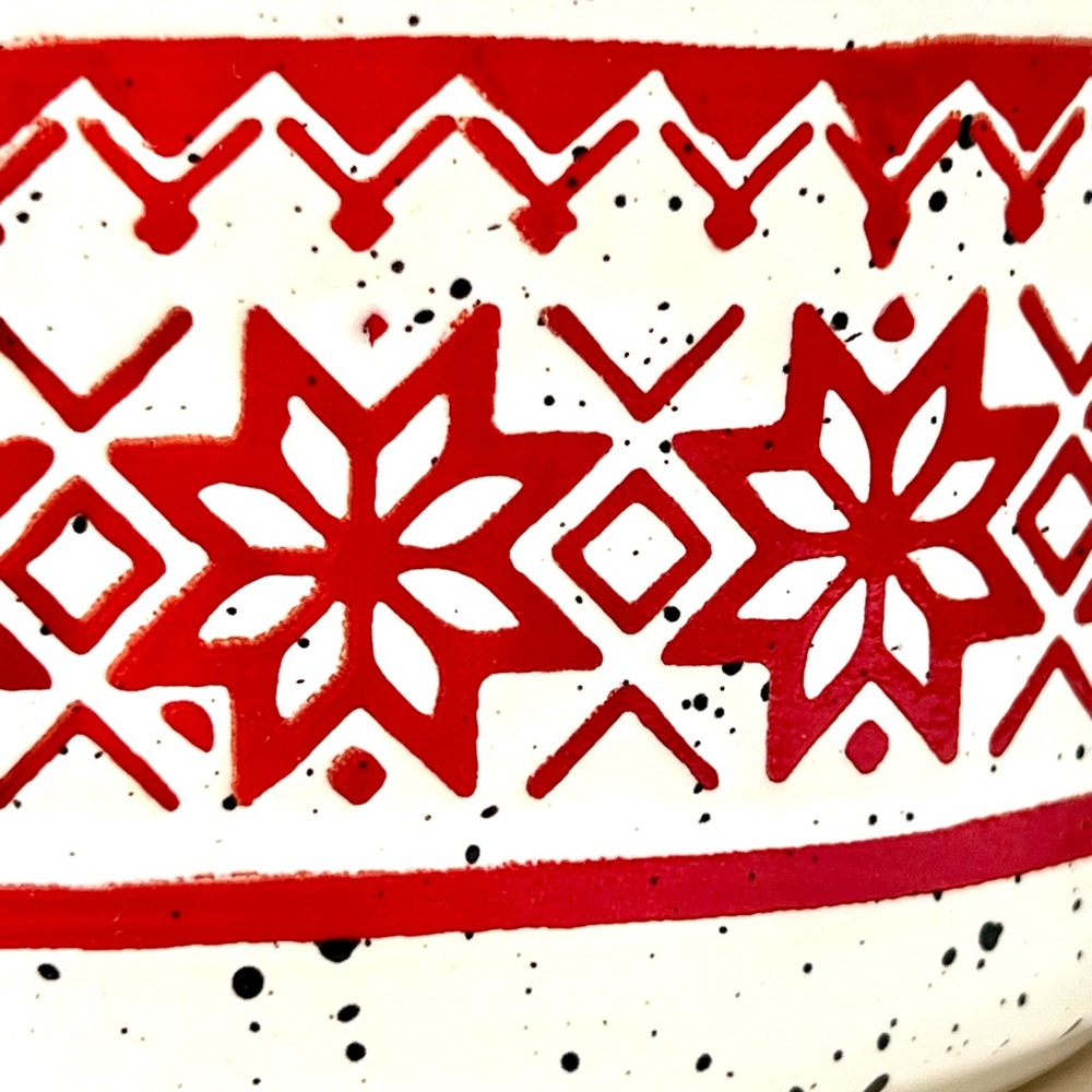 Red & White Snowflakes Stoneware Soup Mug Vent Lid With Handle Sweater Print - Picture 3 of 8